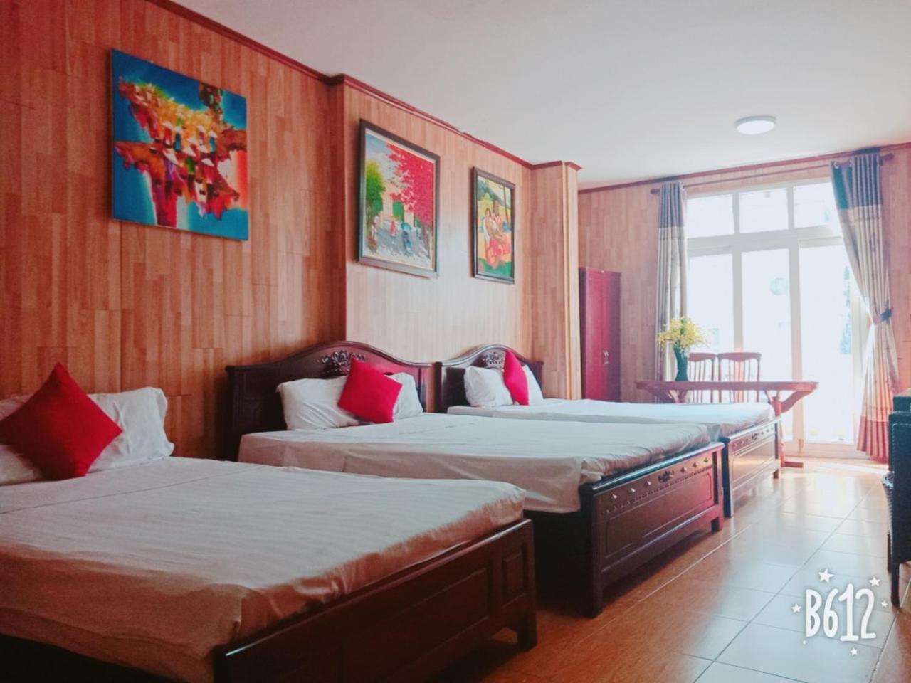 Hanoi Oriental Hotel Exterior photo
